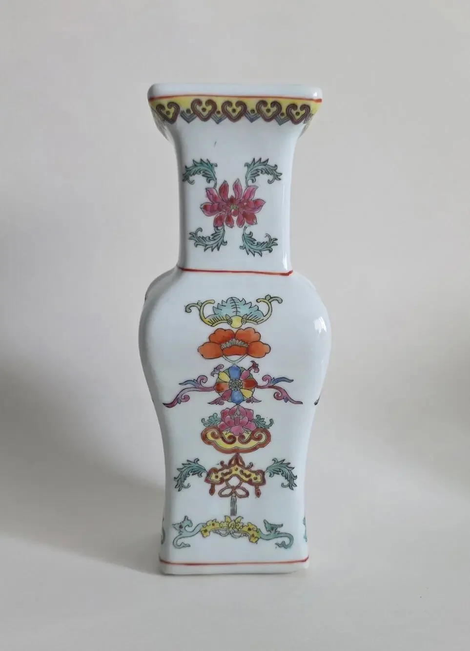 Chinese Porcelain Square Vase Hand Painted Floral Decor 10